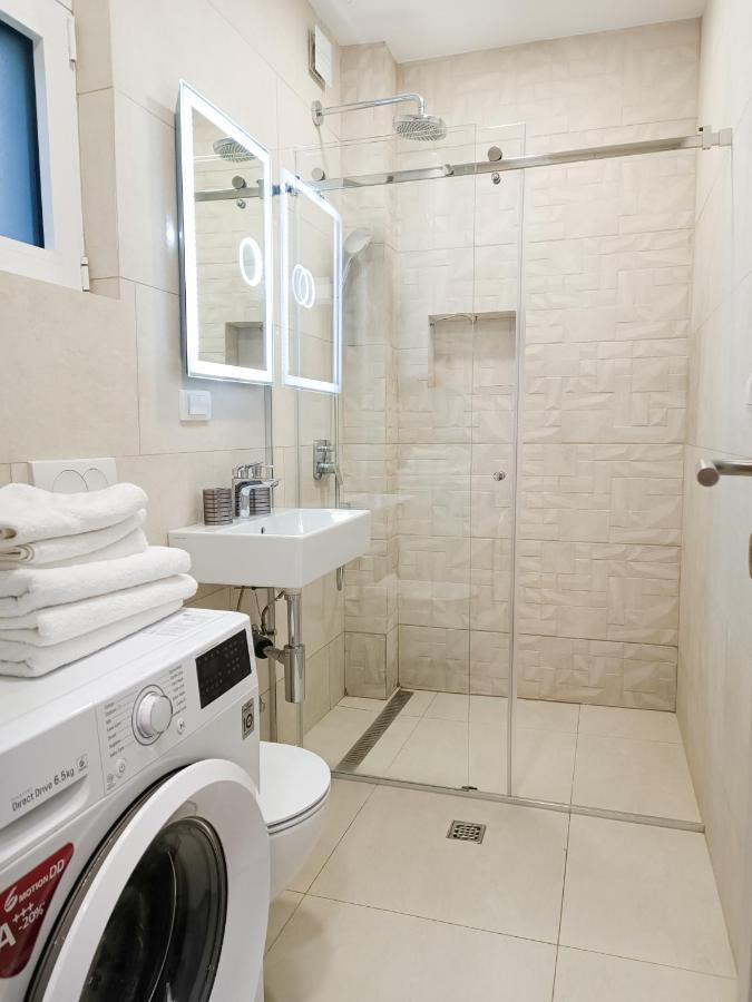 Eden Apartments 蒂瓦特 外观 照片